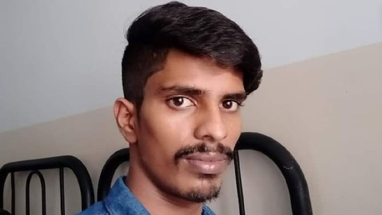 ಮದುವೆಯಾಗುವುದಿಲ್ಲ ಎಂದಿದ್ದಕ್ಕೆ ಶಾಲೆಯಲ್ಲೇ ಶಿಕ್ಷಕಿಗೆ ಚಾಕುವಿನಿಂದ ಇರಿದು ಕೊಲೆ ಮದುವೆಯಾಗುವುದಿಲ್ಲ ಎಂದಿದ್ದಕ್ಕೆ ಶಾಲೆಯಲ್ಲೇ ಶಿಕ್ಷಕಿಗೆ ಚಾಕುವಿನಿಂದ ಇರಿದು ಕೊಲೆ
