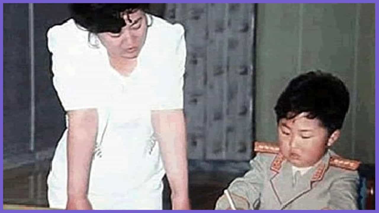 Viral: ಇದು ಯಾರು ಹೇಳಿ ನೋಡೋಣ? ಇಡೀ ಜಗತ್ತು ಈ ವ್ಯಕ್ತಿಗೆ ಭಯ ಪಡುತ್ತದೆ Viral: ಇದು ಯಾರು ಹೇಳಿ ನೋಡೋಣ? ಇಡೀ ಜಗತ್ತು ಈ ವ್ಯಕ್ತಿಗೆ ಭಯ ಪಡುತ್ತದೆ