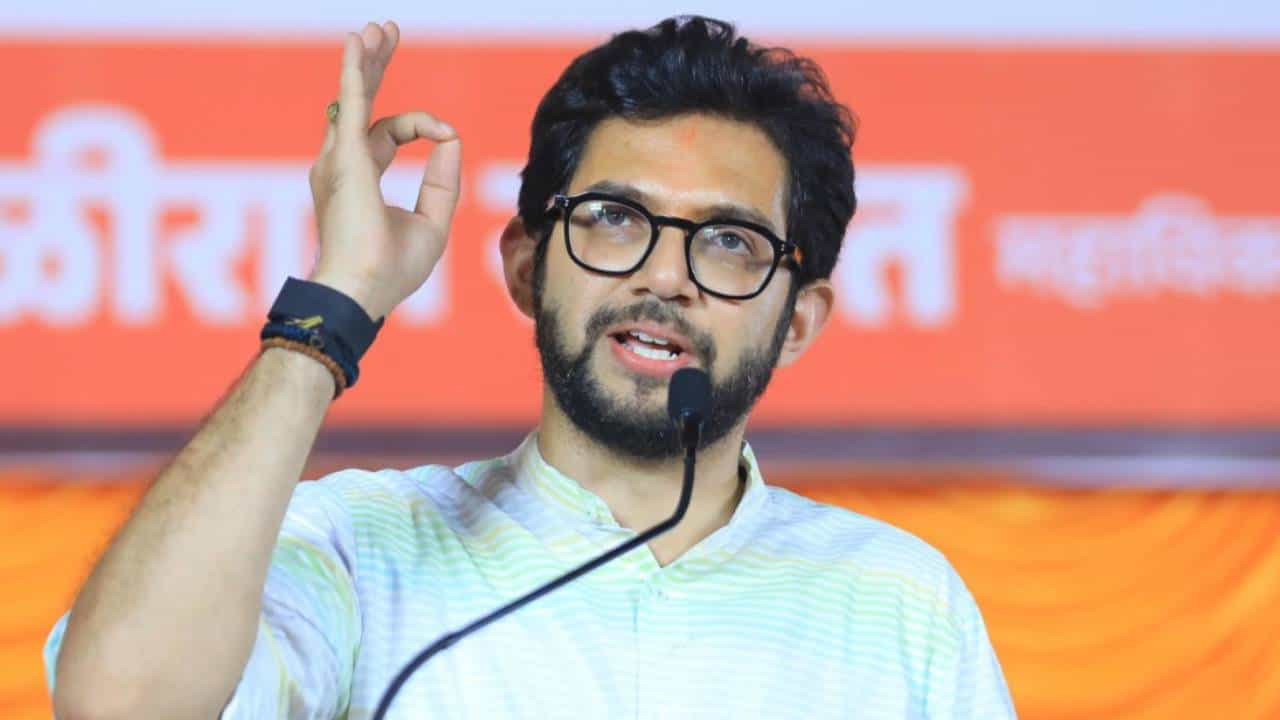 ಬೆಳಗಾವಿ ಕೇಂದ್ರಾಡಳಿತ ಪ್ರದೇಶ ಆಗಬೇಕೆಂದ ಆದಿತ್ಯ ಠಾಕ್ರೆ: ಭುಗಿಲೆದ್ದ ಆಕ್ರೋಶ ಬೆಳಗಾವಿ ಕೇಂದ್ರಾಡಳಿತ ಪ್ರದೇಶ ಆಗಬೇಕೆಂದ ಆದಿತ್ಯ ಠಾಕ್ರೆ: ಭುಗಿಲೆದ್ದ ಆಕ್ರೋಶ