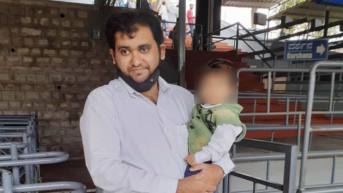 Bengaluru techie death: ಟೆಕ್ಕಿ ಅತುಲ್ ಸುಭಾಷ್ ಮಗು ಎಲ್ಲಿ? ಬೆಂಗಳೂರು ಪೊಲೀಸರಿಂದ ಮಹತ್ವದ ಸುಳಿವು Bengaluru techie death: ಟೆಕ್ಕಿ ಅತುಲ್ ಸುಭಾಷ್ ಮಗು ಎಲ್ಲಿ? ಬೆಂಗಳೂರು ಪೊಲೀಸರಿಂದ ಮಹತ್ವದ ಸುಳಿವು