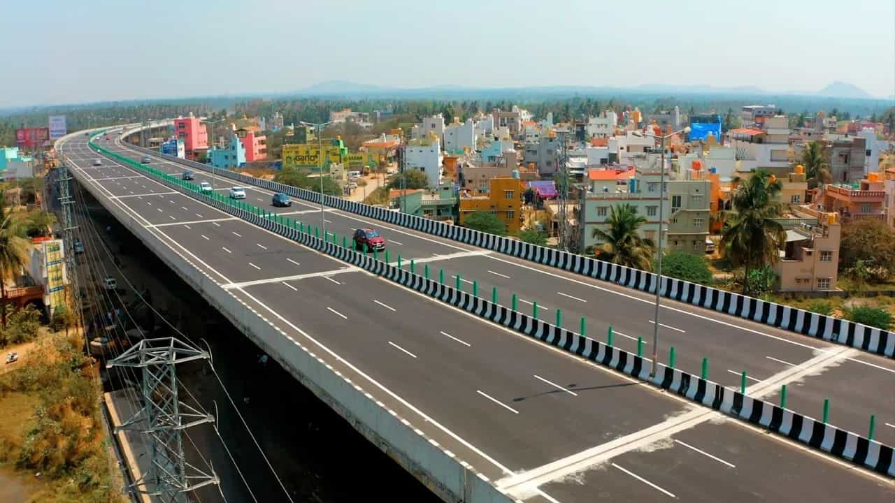 ಬೆಂಗಳೂರು ಮೈಸೂರು ಹೆದ್ದಾರಿಯಲ್ಲಿ ರಾತ್ರಿ ಸಂಚಾರ ಮಾಡುತ್ತೀರಾ? ಎಚ್ಚರ ಬೆಂಗಳೂರು ಮೈಸೂರು ಹೆದ್ದಾರಿಯಲ್ಲಿ ರಾತ್ರಿ ಸಂಚಾರ ಮಾಡುತ್ತೀರಾ? ಎಚ್ಚರ