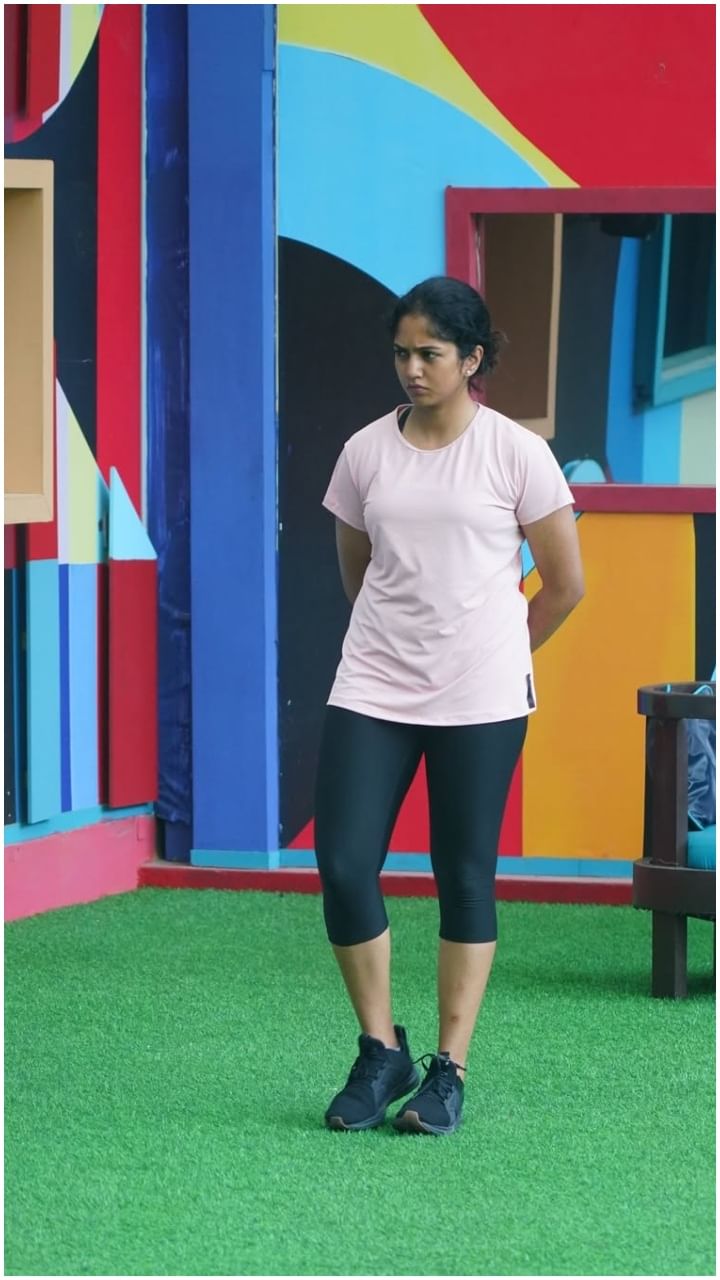 ಕಳೆದ ವಾರದ ಎಲಿಮಿನೇಷನ್​ನಲ್ಲಿ ತ್ರಿವಿಕ್ರಂ ಅವರನ್ನು ಹೊರಕ್ಕೆ ಕಳುಹಿಸಲಾಗಿದೆ.