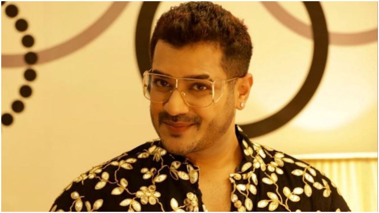 ಲೈಂಗಿಕ ದೌರ್ಜನ್ಯ ಆರೋಪ: ‘ಮುದ್ದುಲಕ್ಷ್ಮಿ’ ನಟ ಚರಿತ್ ಬಾಳಪ್ಪ ಬಂಧನ ಲೈಂಗಿಕ ದೌರ್ಜನ್ಯ ಆರೋಪ: ‘ಮುದ್ದುಲಕ್ಷ್ಮಿ’ ನಟ ಚರಿತ್ ಬಾಳಪ್ಪ ಬಂಧನ