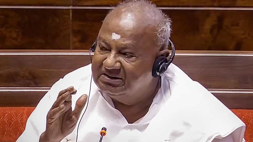ನಿಖಿಲ್ ಕುಮಾರಸ್ವಾಮಿಗೆ ಜೆಡಿಎಸ್ ರಾಜ್ಯಾಧ್ಯಕ್ಷ ಸ್ಥಾನ: ಹೆಚ್ಡಿ ದೇವೇಗೌಡ ಮಹತ್ವದ ಸುಳಿವು