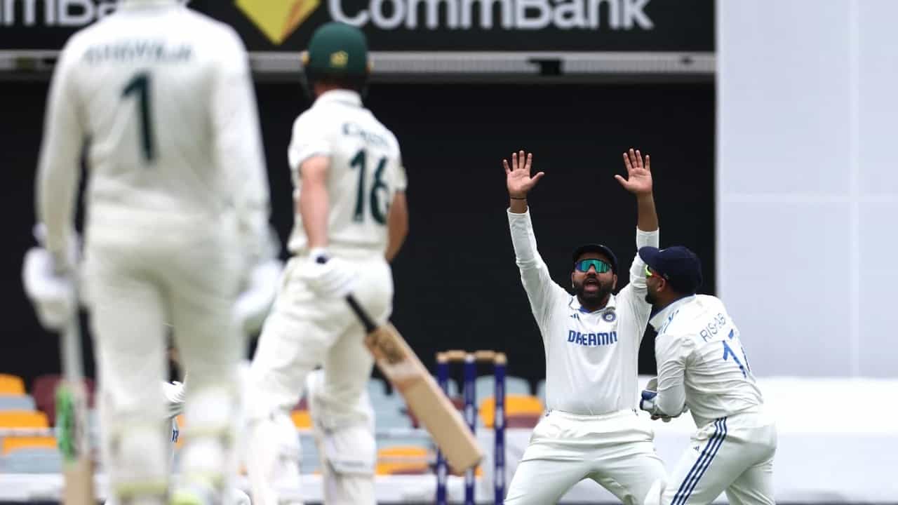 IND vs AUS: ಬೃಹತ್ ಮೊತ್ತ ಕಲೆಹಾಕಿ ಆಸ್ಟ್ರೇಲಿಯಾ ಆಲೌಟ್ IND vs AUS: ಬೃಹತ್ ಮೊತ್ತ ಕಲೆಹಾಕಿ ಆಸ್ಟ್ರೇಲಿಯಾ ಆಲೌಟ್