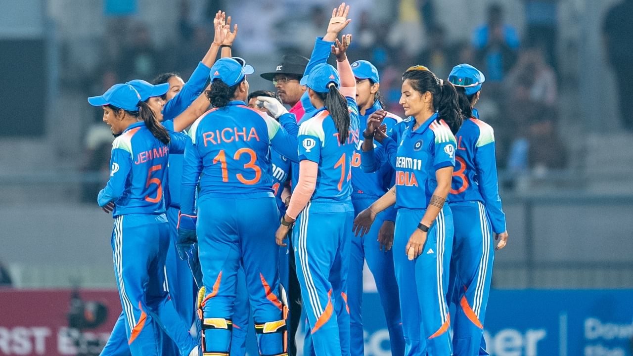 IND vs WI: ಸ್ಮೃತಿ- ರೇಣುಕಾ ಆಟಕ್ಕೆ ವಿಂಡೀಸ್ ಉಡೀಸ್; ಭಾರತಕ್ಕೆ 211 ರನ್​ಗಳ ದಾಖಲೆಯ ಜಯ