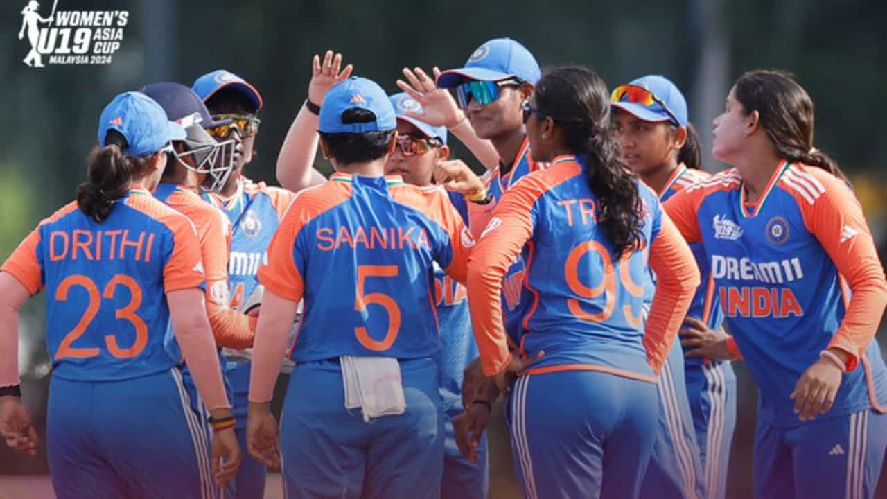 U19 Asia Cup 2024: ಅಜೇಯ ತಂಡವಾಗಿ ಏಷ್ಯಾಕಪ್ ಫೈನಲ್ಗೇರಿದ ಟೀಂ ಇಂಡಿಯಾ U19 Asia Cup 2024: ಅಜೇಯ ತಂಡವಾಗಿ ಏಷ್ಯಾಕಪ್ ಫೈನಲ್ಗೇರಿದ ಟೀಂ ಇಂಡಿಯಾ