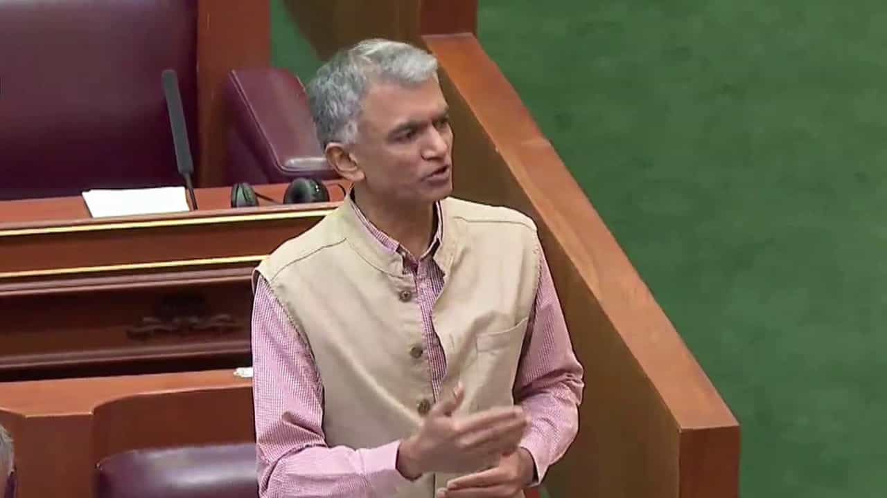 ಕಂದಾಯ ಇಲಾಖೆಯ ಕೆಳ ಹಂತದಲ್ಲಿ ಭ್ರಷ್ಟಾಚಾರ ಇದೆ: ಸದನದಲ್ಲೇ ಒಪ್ಪಿಕೊಂಡ ಸಚಿವ ಕೃಷ್ಣಬೈರೇಗೌಡ ಕಂದಾಯ ಇಲಾಖೆಯ ಕೆಳ ಹಂತದಲ್ಲಿ ಭ್ರಷ್ಟಾಚಾರ ಇದೆ: ಸದನದಲ್ಲೇ ಒಪ್ಪಿಕೊಂಡ ಸಚಿವ ಕೃಷ್ಣಬೈರೇಗೌಡ