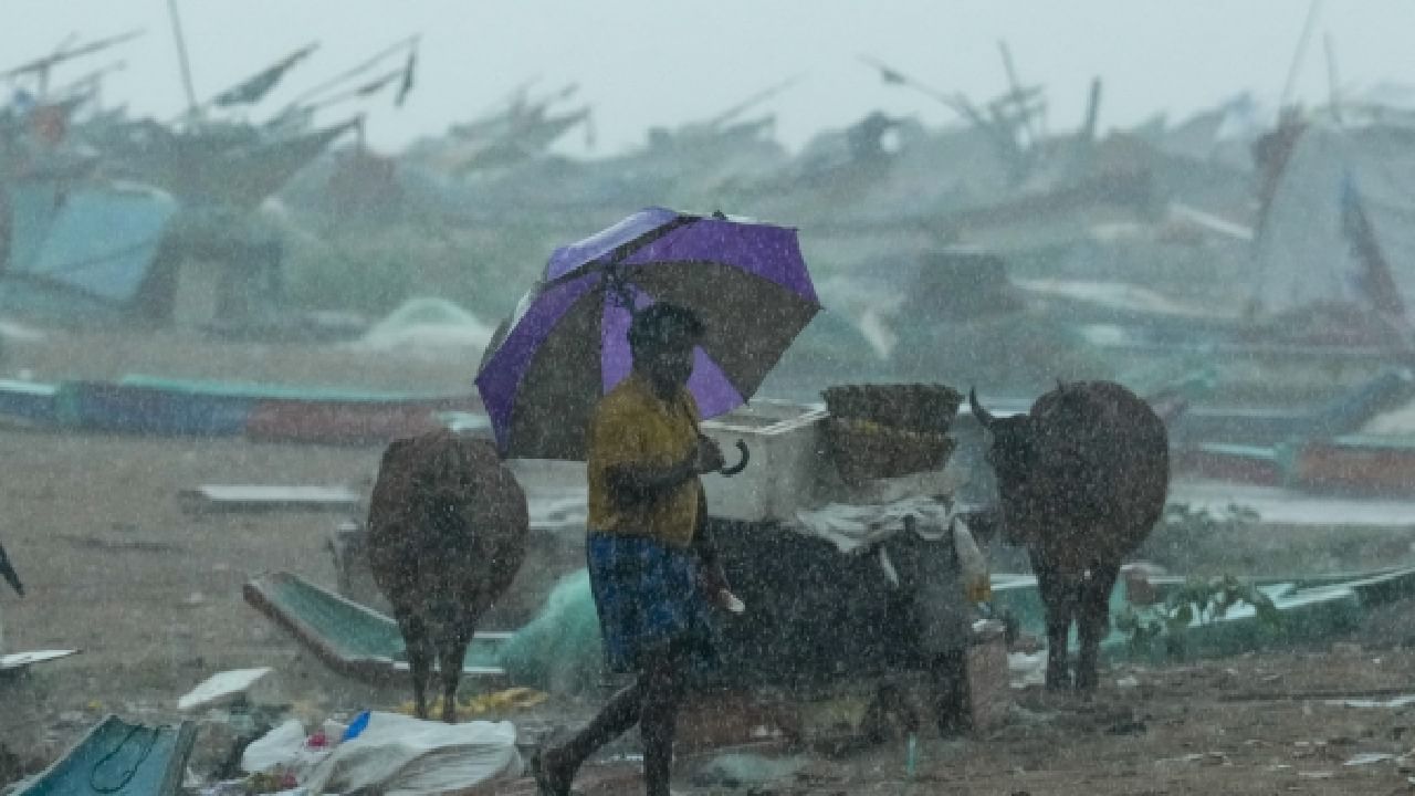 Mangaluru Rains: ಫೆಂಗಲ್ ಚಂಡಮಾರುತದ ಆರ್ಭಟ; ದಕ್ಷಿಣ ಕನ್ನಡ, ಉಡುಪಿಯಲ್ಲಿ ಆರೆಂಜ್ ಅಲರ್ಟ್ ಘೋಷಣೆ