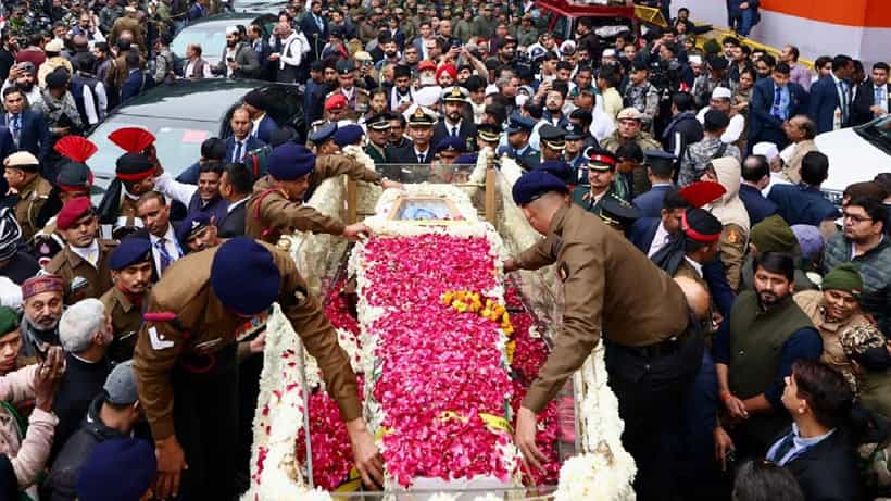 Manmohan Singh Funeral: ಗನ್ ಸಲ್ಯೂಟ್, ಸರ್ಕಾರಿ ಗೌರವದ ಮೂಲಕ ಅಂತಿಮ ವಿದಾಯ; ಮನಮೋಹನ್ ಸಿಂಗ್ ಪಂಚಭೂತಗಳಲ್ಲಿ ಲೀನ