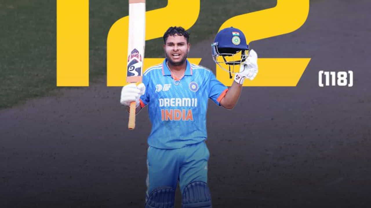 U-19 Asia Cup 2024: ಅಮಾನ್ ಅಜೇಯ ಶತಕ; 339 ರನ್ ಚಚ್ಚಿದ ಟೀಂ ಇಂಡಿಯಾ U-19 Asia Cup 2024: ಅಮಾನ್ ಅಜೇಯ ಶತಕ; 339 ರನ್ ಚಚ್ಚಿದ ಟೀಂ ಇಂಡಿಯಾ