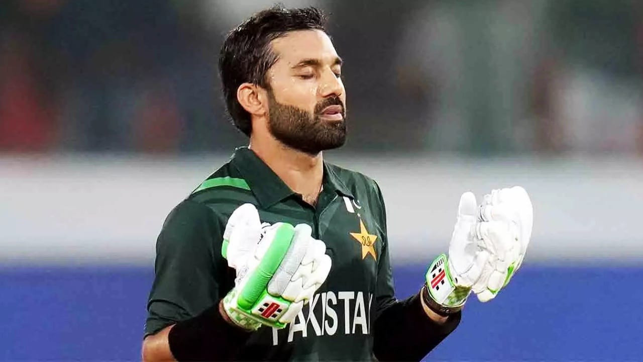 ಟಿ20 ಪಂದ್ಯದಲ್ಲಿ ಟೆಸ್ಟ್ ಆಡಿ ಅಚ್ಚರಿಯ ದಾಖಲೆ ಬರೆದ ಮೊಹಮ್ಮದ್ ರಿಝ್ವಾನ್ ...