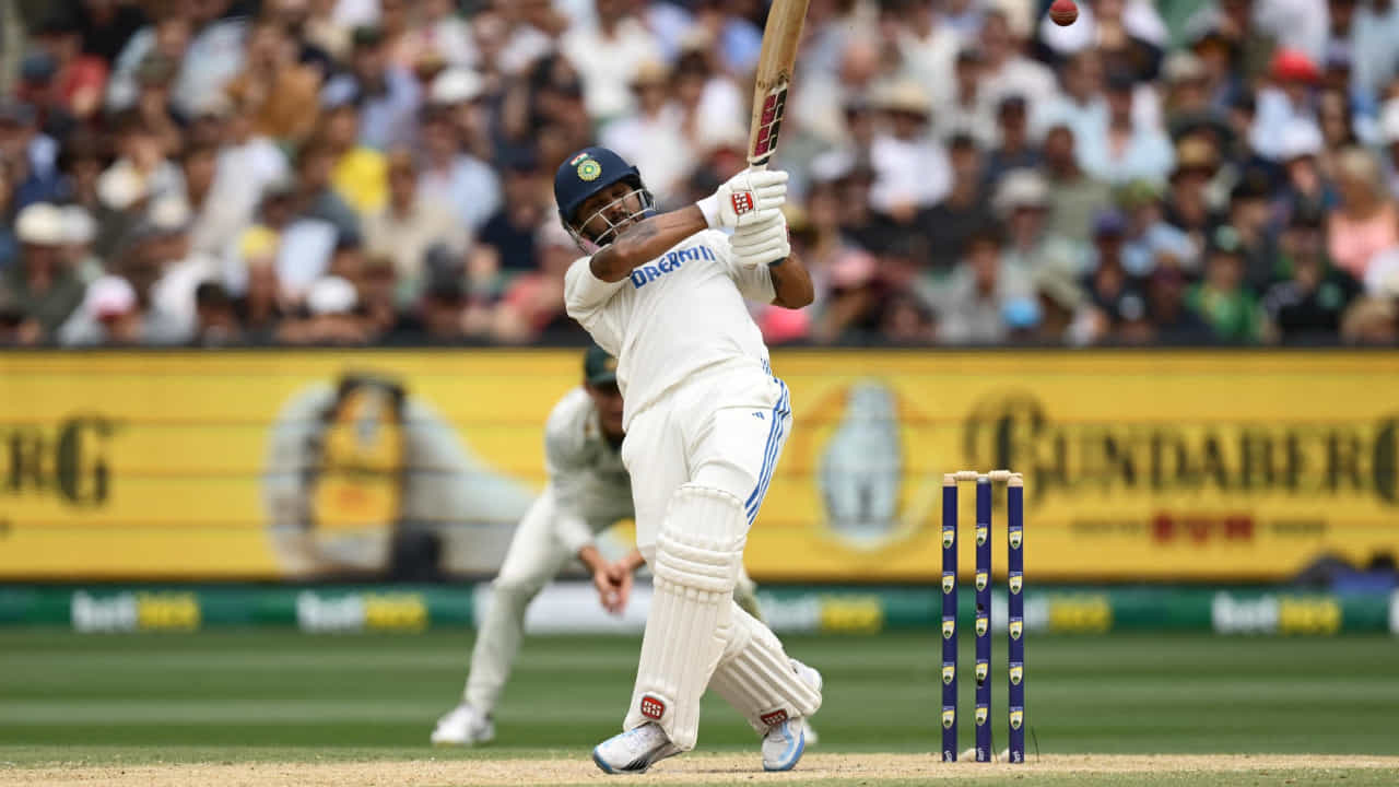 IND vs AUS: ರೋಚಕ ಘಟ್ಟದತ್ತ ಬಾಕ್ಸಿಂಗ್ ಡೇ ಟೆಸ್ಟ್; ಇನ್ನೂ ಬೇಗನೆ ಆರಂಭವಾಗಲಿದೆ 4ನೇ ದಿನದಾಟ IND vs AUS: ರೋಚಕ ಘಟ್ಟದತ್ತ ಬಾಕ್ಸಿಂಗ್ ಡೇ ಟೆಸ್ಟ್; ಇನ್ನೂ ಬೇಗನೆ ಆರಂಭವಾಗಲಿದೆ 4ನೇ ದಿನದಾಟ