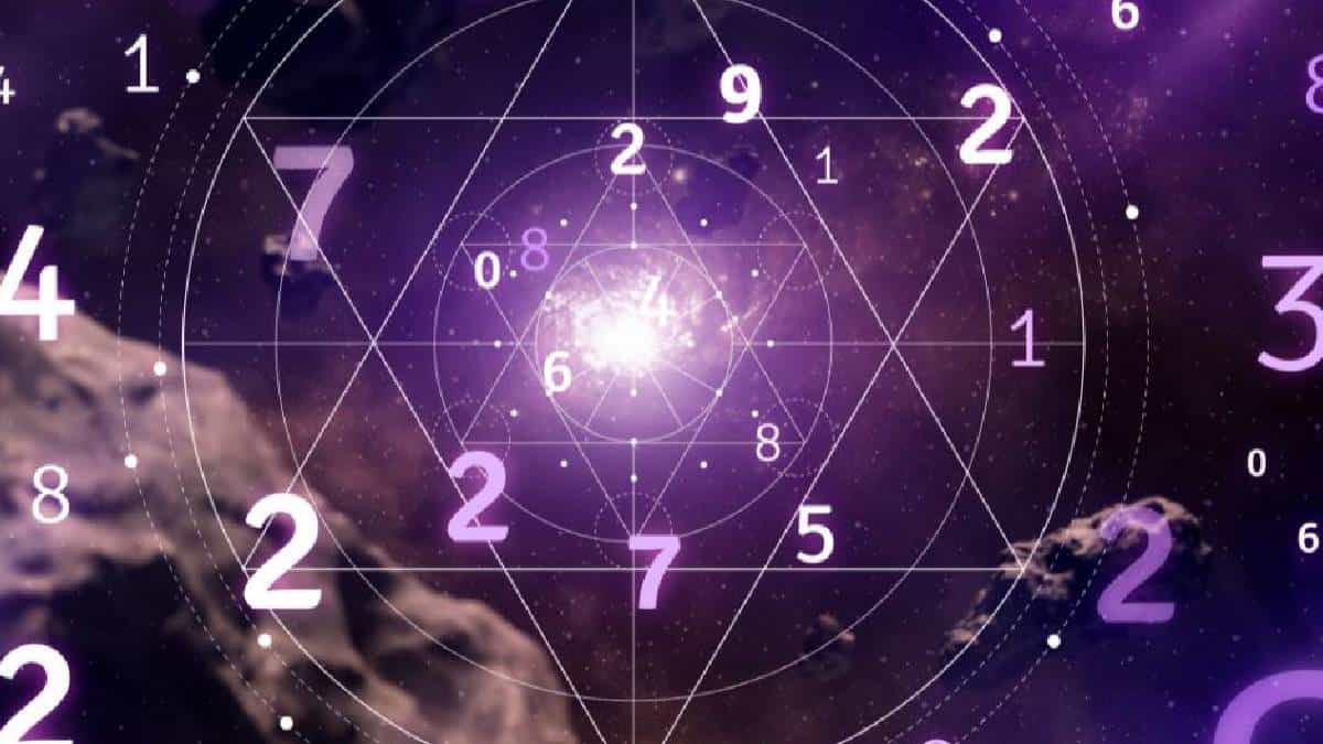 Numerology Prediction: ಸಂಖ್ಯಾಶಾಸ್ತ್ರ ಪ್ರಕಾರ ಜನ್ಮಸಂಖ್ಯೆಗೆ ಅನುಗುಣವಾಗಿ ಡಿಸೆಂಬರ್ 25ರ ದಿನಭವಿಷ್ಯ Numerology Prediction: ಸಂಖ್ಯಾಶಾಸ್ತ್ರ ಪ್ರಕಾರ ಜನ್ಮಸಂಖ್ಯೆಗೆ ಅನುಗುಣವಾಗಿ ಡಿಸೆಂಬರ್ 25ರ ದಿನಭವಿಷ್ಯ