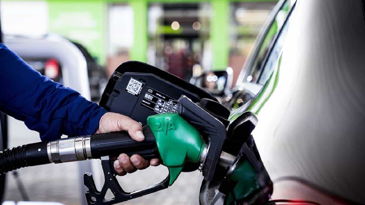 Petrol Diesel Price on December 01: ಡಿಸೆಂಬರ್ ಮೊದಲ ದಿನ ದೇಶಾದ್ಯಂತ ಇಂಧನ ದರ ಎಷ್ಟಿದೆ? Petrol Diesel Price on December 01: ಡಿಸೆಂಬರ್ ಮೊದಲ ದಿನ ದೇಶಾದ್ಯಂತ ಇಂಧನ ದರ ಎಷ್ಟಿದೆ?