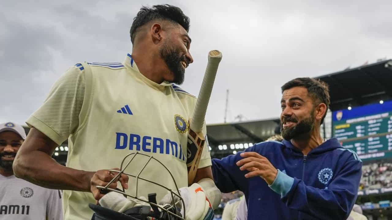 ಎಂಸಿಜಿ ಮೈದಾನದಲ್ಲಿ ನಡೆದ ಆಸ್ಟ್ರೇಲಿಯಾ ವಿರುದ್ಧದ 4ನೇ ಟೆಸ್ಟ್ ಪಂದ್ಯದ ಮೊದಲ ಇನಿಂಗ್ಸ್ನಲ್ಲಿ ನಿತೀಶ್ ಕುಮಾರ್ ರೆಡ್ಡಿ ಶತಕ ಬಾರಿಸಿದ್ದಾರೆ. ಈ ಶತಕಕ್ಕಾಗಿ ನಿತೀಶ್ ಕುಮಾರ್ ರೆಡ್ಡಿ 171 ಎಸೆತಗಳನ್ನು ತೆಗೆದುಕೊಂಡರೆ, ಮೊಹಮ್ಮದ್ ಸಿರಾಜ್ 3 ಎಸೆತಗಳನ್ನು ಎದುರಿಸಿದರು.