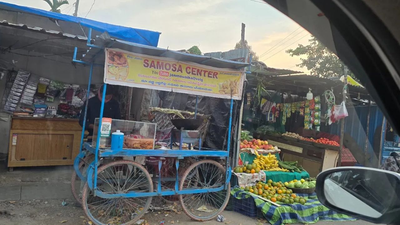 ನನ್ ಯುಟ್ಯೂಬ್‌ ಚಾನೆಲ್‌ಗೆ ಸಬ್‌ಸ್ಕ್ರೈಬ್ ಮಾಡಿ ಫ್ರೀ ಸಮೋಸಾ ಪಡೆಯಿರಿ; ಭರ್ಜರಿ ಆಫರ್‌ ನೀಡಿದ ವ್ಯಕ್ತಿ