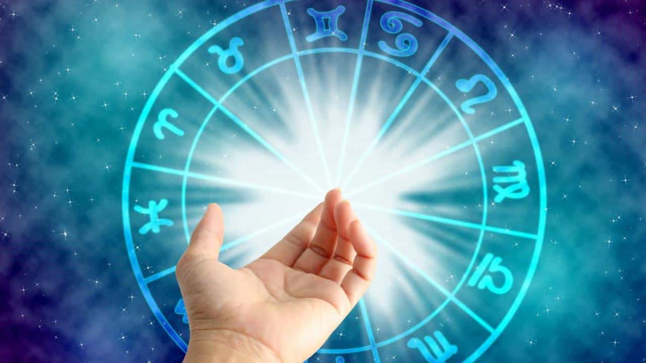 Horoscope: ಮಿತ್ರರಿಂದ ಆರ್ಥಿಕ ಹೊರೆಯಾಗಬಹುದು,ಗೊಂದಲಕ್ಕೊಳಗಾಗುವಿರಿ Horoscope: ಮಿತ್ರರಿಂದ ಆರ್ಥಿಕ ಹೊರೆಯಾಗಬಹುದು,ಗೊಂದಲಕ್ಕೊಳಗಾಗುವಿರಿ