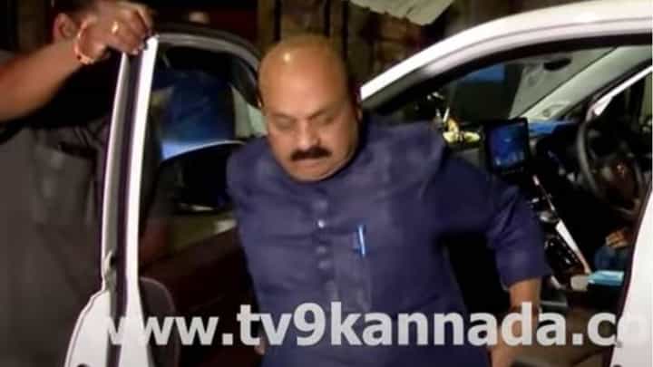 ಸದಾನಂದಗೌಡರ ಮನೆಯಲ್ಲಿ ಅಶೋಕ, ಬೊಮ್ಮಾಯಿ, ಅಶ್ವಥ್ ಮತ್ತು ಸಿಟಿ ರವಿ ಮೀಟಿಂಗ್! ಸದಾನಂದಗೌಡರ ಮನೆಯಲ್ಲಿ ಅಶೋಕ, ಬೊಮ್ಮಾಯಿ, ಅಶ್ವಥ್ ಮತ್ತು ಸಿಟಿ ರವಿ ಮೀಟಿಂಗ್!