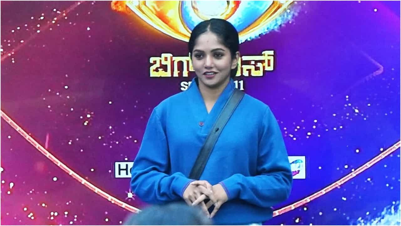 ಬಿಗ್ ಬಾಸ್ ಫಾರ್ಮ್ಯಾಟ್ ಬಗ್ಗೆ ಭವ್ಯಾಗೆ ಅಸಮಾಧಾನ; ಕಿಚ್ಚನ ಕ್ಲಾಸ್ ಫಿಕ್ಸ್? ಬಿಗ್ ಬಾಸ್ ಫಾರ್ಮ್ಯಾಟ್ ಬಗ್ಗೆ ಭವ್ಯಾಗೆ ಅಸಮಾಧಾನ; ಕಿಚ್ಚನ ಕ್ಲಾಸ್ ಫಿಕ್ಸ್?