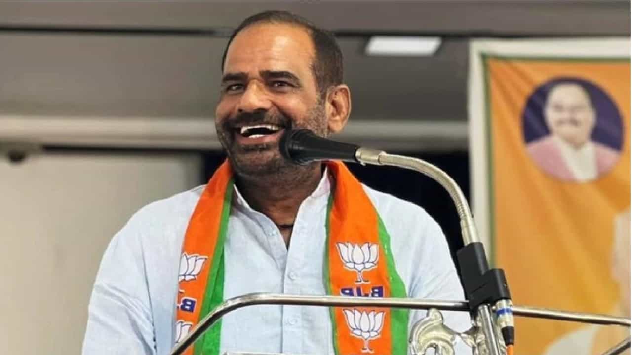 ‘ಮೊಸಳೆ ಕಣ್ಣೀರು ಸುರಿಸುತ್ತಿದ್ದಾರೆ’; ಭಾವುಕರಾದ ಅತಿಶಿಗೆ ಬಿಜೆಪಿಯ ರಮೇಶ್ ಬಿಧುರಿ ಲೇವಡಿ ‘ಮೊಸಳೆ ಕಣ್ಣೀರು ಸುರಿಸುತ್ತಿದ್ದಾರೆ’; ಭಾವುಕರಾದ ಅತಿಶಿಗೆ ಬಿಜೆಪಿಯ ರಮೇಶ್ ಬಿಧುರಿ ಲೇವಡಿ