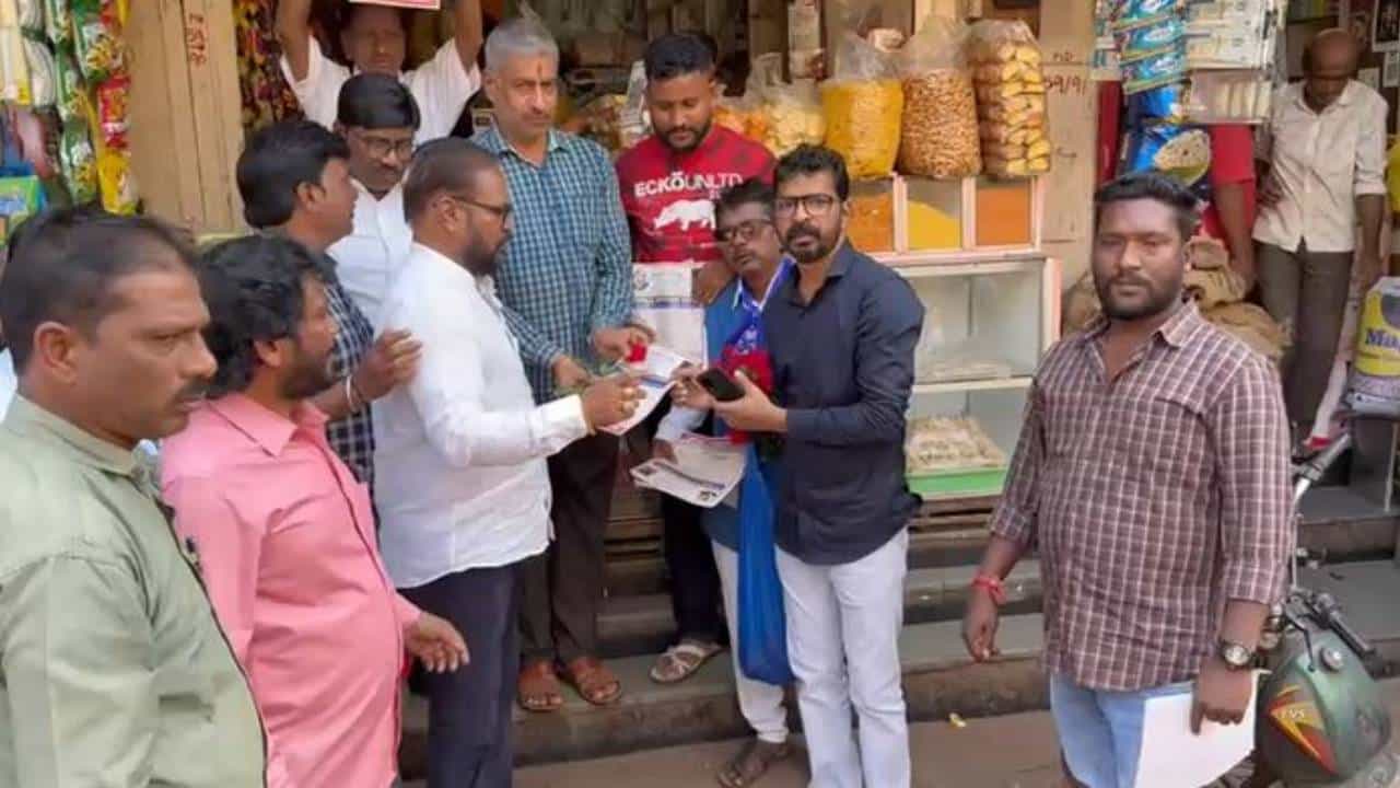 ರಾಜಕೀಯ ತಿರುವು ಪಡೆದುಕೊಂಡ ನಾಳಿನ ಹುಬ್ಬಳ್ಳಿ-ಧಾರವಾಡ ಬಂದ್: ಪೊಲೀಸ್ ಅಲರ್ಟ್ ರಾಜಕೀಯ ತಿರುವು ಪಡೆದುಕೊಂಡ ನಾಳಿನ ಹುಬ್ಬಳ್ಳಿ-ಧಾರವಾಡ ಬಂದ್: ಪೊಲೀಸ್ ಅಲರ್ಟ್