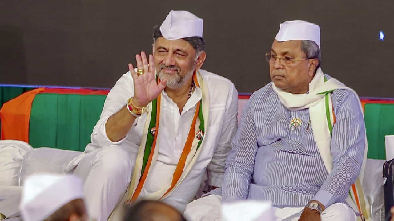 ಪೀಣ್ಯ ಬಸ್ ನಿಲ್ದಾಣದ ಬಗ್ಗೆ ನಮ್ಮನ್ನು ಪ್ರಶ್ನಿಸಲು ನಿಮಗೆ ನಾಚಿಕೆಯಿಲ್ಲವೇ? ಬಿಜೆಪಿಗೆ ಕಾಂಗ್ರೆಸ್ ಪ್ರಶ್ನೆ ಪೀಣ್ಯ ಬಸ್ ನಿಲ್ದಾಣದ ಬಗ್ಗೆ ನಮ್ಮನ್ನು ಪ್ರಶ್ನಿಸಲು ನಿಮಗೆ ನಾಚಿಕೆಯಿಲ್ಲವೇ? ಬಿಜೆಪಿಗೆ ಕಾಂಗ್ರೆಸ್ ಪ್ರಶ್ನೆ