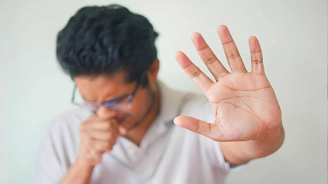 ಬೆಂಗಳೂರಿನಲ್ಲಿ ಹೆಚ್ಚಾದ ಜ್ವರ, ಸಾಂಕ್ರಾಮಿಕ ರೋಗ: ವೈರಲ್ ಫಿವರ್ ಪ್ರಕರಣಗಳಲ್ಲಿ ಏರಿಕೆ ಬೆಂಗಳೂರಿನಲ್ಲಿ ಹೆಚ್ಚಾದ ಜ್ವರ, ಸಾಂಕ್ರಾಮಿಕ ರೋಗ: ವೈರಲ್ ಫಿವರ್ ಪ್ರಕರಣಗಳಲ್ಲಿ ಏರಿಕೆ