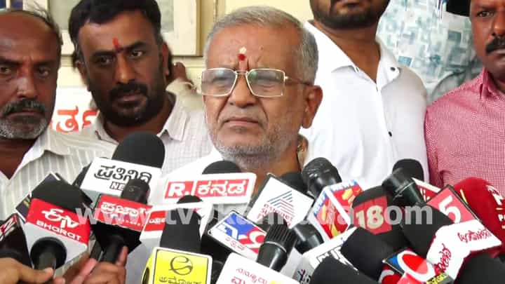 ಜೆಡಿಎಸ್ ಸಭೆಗೂ ಹೋಗಲ್ಲ, ಸಂಘಟನೆಗೂ ಬರಲ್ಲ: ಜಿಟಿ ದೇವೇಗೌಡ ಖಡಕ್ ಮಾತು ಜೆಡಿಎಸ್ ಸಭೆಗೂ ಹೋಗಲ್ಲ, ಸಂಘಟನೆಗೂ ಬರಲ್ಲ: ಜಿಟಿ ದೇವೇಗೌಡ ಖಡಕ್ ಮಾತು