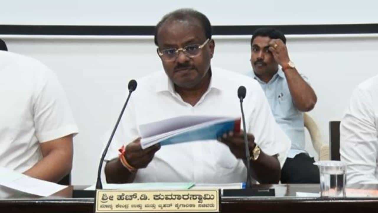 ನಾನು ರಾಮರಾಜ್ಯ ಮಾಡದಿದ್ರೆ ರಾಜಕಾರಣದಲ್ಲಿ ಇರುವುದಿಲ್ಲ: ಹೆಚ್ಡಿ ಕುಮಾರಸ್ವಾಮಿ ಶಪಥ ನಾನು ರಾಮರಾಜ್ಯ ಮಾಡದಿದ್ರೆ ರಾಜಕಾರಣದಲ್ಲಿ ಇರುವುದಿಲ್ಲ: ಹೆಚ್ಡಿ ಕುಮಾರಸ್ವಾಮಿ ಶಪಥ