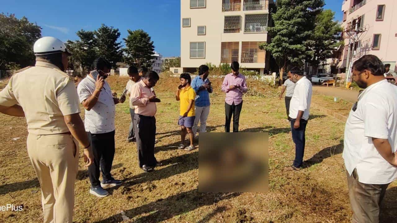 ಬೆಂಗಳೂರಲ್ಲಿ ಹಸು ಕೆಚ್ಚಲು ಕೊಯ್ದ ಪ್ರಕರಣ ಮಾಸುವ ಮುನ್ನವೇ ಮತ್ತೊಂದು ಕ್ರೌರ್ಯ ಬೆಂಗಳೂರಲ್ಲಿ ಹಸು ಕೆಚ್ಚಲು ಕೊಯ್ದ ಪ್ರಕರಣ ಮಾಸುವ ಮುನ್ನವೇ ಮತ್ತೊಂದು ಕ್ರೌರ್ಯ
