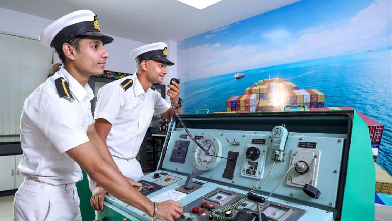Indian Merchant Navy Recruitment 2025: ಭಾರತೀಯ ನೌಕಾಪಡೆಯಲ್ಲಿ 10th, 12th ಪಾಸಾದವರಿಗೆ ಉದ್ಯೋಗವಕಾಶ; ಇಂದೇ ಅರ್ಜಿ ಸಲ್ಲಿಸಿ Indian Merchant Navy Recruitment 2025: ಭಾರತೀಯ ನೌಕಾಪಡೆಯಲ್ಲಿ 10th, 12th ಪಾಸಾದವರಿಗೆ ಉದ್ಯೋಗವಕಾಶ; ಇಂದೇ ಅರ್ಜಿ ಸಲ್ಲಿಸಿ