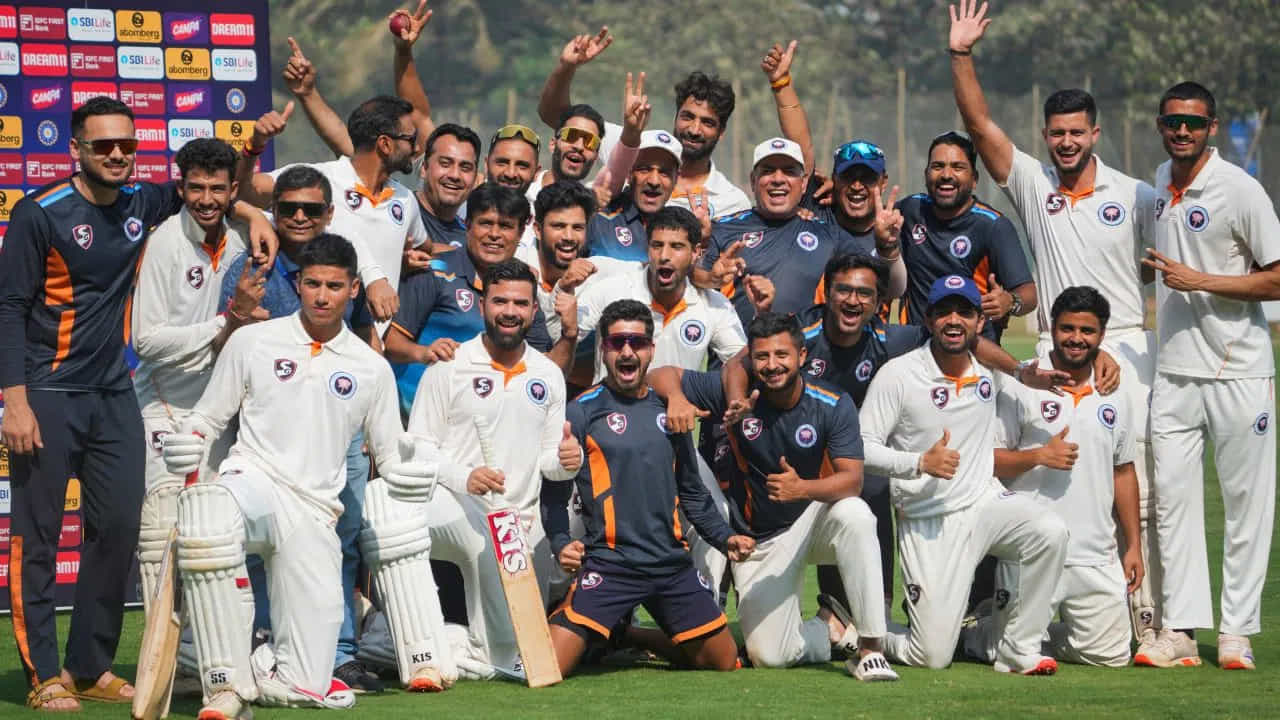 Ranji Trophy: ಮುಂಬೈ ವಿರುದ್ಧ ಗೆಲುವು ಸಾಧಿಸಿ ಬಿಸಿಸಿಐ ಬಳಿ ದೂರು ನೀಡಿದ ಜಮ್ಮು ಕಾಶ್ಮೀರ Ranji Trophy: ಮುಂಬೈ ವಿರುದ್ಧ ಗೆಲುವು ಸಾಧಿಸಿ ಬಿಸಿಸಿಐ ಬಳಿ ದೂರು ನೀಡಿದ ಜಮ್ಮು ಕಾಶ್ಮೀರ