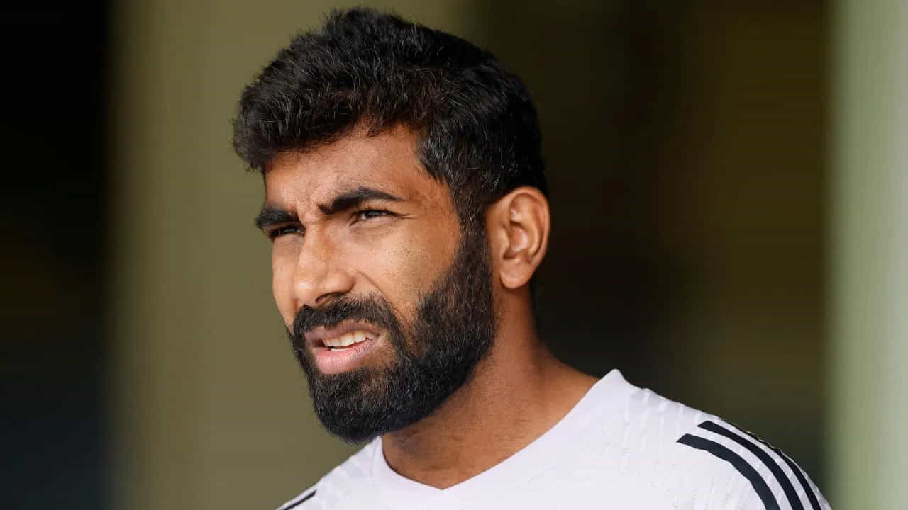 IND vs AUS: ಆಸ್ಪತ್ರೆಯಿಂದ ಮತ್ತೆ ತಂಡ ಸೇರಿಕೊಂಡ ಬುಮ್ರಾ; ನಾಳೆ ಬೌಲಿಂಗ್ ಮಾಡ್ತಾರಾ? IND vs AUS: ಆಸ್ಪತ್ರೆಯಿಂದ ಮತ್ತೆ ತಂಡ ಸೇರಿಕೊಂಡ ಬುಮ್ರಾ; ನಾಳೆ ಬೌಲಿಂಗ್ ಮಾಡ್ತಾರಾ?