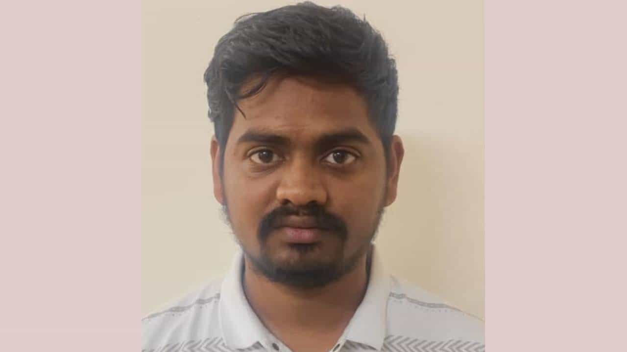 ಬೆಂಗಳೂರಿನಲ್ಲೊಬ್ಬ ಲಕ್ಕಿ ಭಾಸ್ಕರ್: ಒಂದಲ್ಲ, ಎರಡಲ್ಲ 7 ಕೋಟಿ ರೂ ವಂಚನೆ ಬೆಂಗಳೂರಿನಲ್ಲೊಬ್ಬ ಲಕ್ಕಿ ಭಾಸ್ಕರ್: ಒಂದಲ್ಲ, ಎರಡಲ್ಲ 7 ಕೋಟಿ ರೂ ವಂಚನೆ