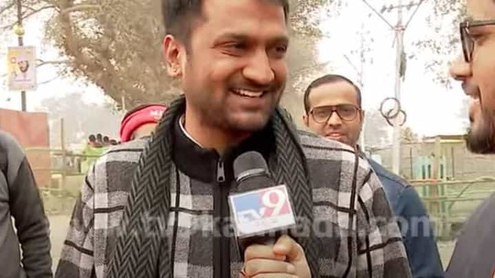 Maha Kumbh 2025: ತ್ರಿವೇಣಿ ಸಂಗಮದಲ್ಲಿ ಮಿಂದೆದ್ದಾಗಲೇ ಪಾಸಿಟಿವ್ ಎನರ್ಜಿ ಏನು ಅಂತ ಗೊತ್ತಾಗುತ್ತದೆ ಎನ್ನುತ್ತಾರೊಬ್ಬ ಕನ್ನಡಿಗ Maha Kumbh 2025: ತ್ರಿವೇಣಿ ಸಂಗಮದಲ್ಲಿ ಮಿಂದೆದ್ದಾಗಲೇ ಪಾಸಿಟಿವ್ ಎನರ್ಜಿ ಏನು ಅಂತ ಗೊತ್ತಾಗುತ್ತದೆ ಎನ್ನುತ್ತಾರೊಬ್ಬ ಕನ್ನಡಿಗ