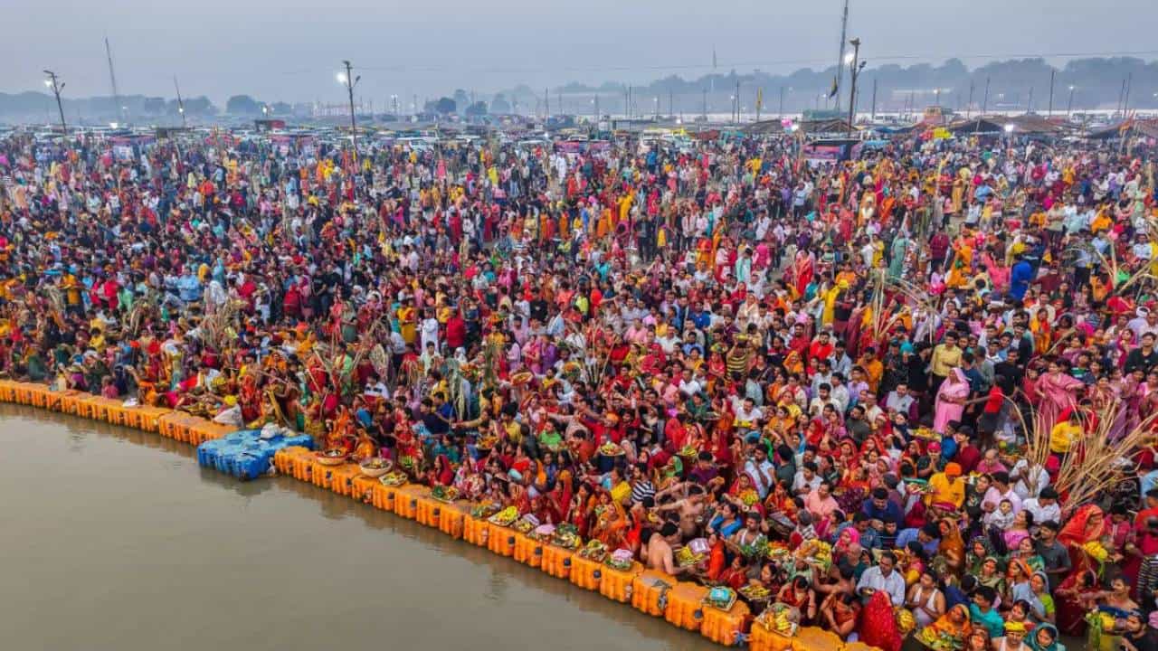ಪ್ರಯಾಗ್​ರಾಜ್​ನಿಂದ ಬೆಳಗಾವಿಗೆ ವಾಪಸ್ಸಾಗುತ್ತಿದ್ದ ವ್ಯಕ್ತಿ ರೈಲಿನಲ್ಲೇ ಸಾವು