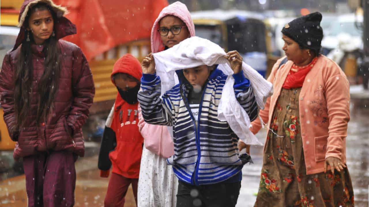 Karnataka Weather: ಬೆಂಗಳೂರು ಸೇರಿ ಕರ್ನಾಟಕದ 11 ಜಿಲ್ಲೆಗಳಲ್ಲಿ ಮಳೆ ಸಾಧ್ಯತೆ