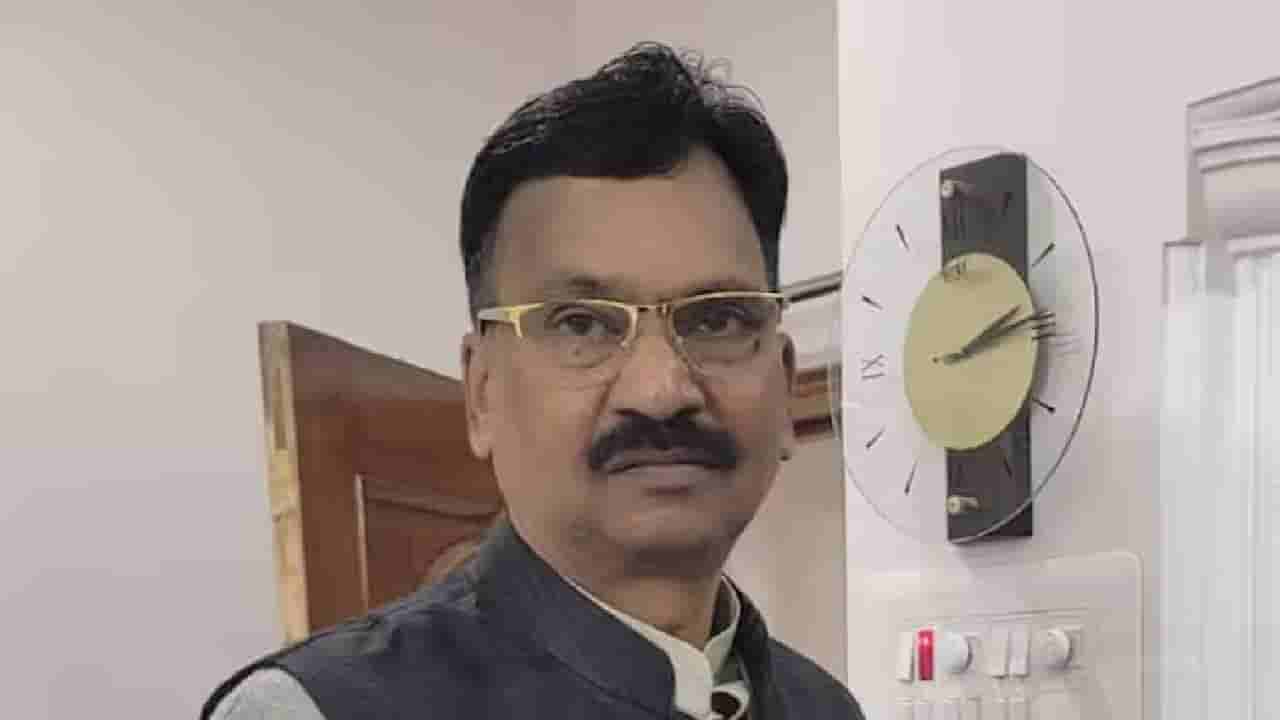 ಅತ್ಯಾಚಾರ ಪ್ರಕರಣ: ಪತ್ರಿಕಾಗೋಷ್ಠಿ ವೇಳೆ ಕಾಂಗ್ರೆಸ್ ಸಂಸದನ ಬಂಧನ