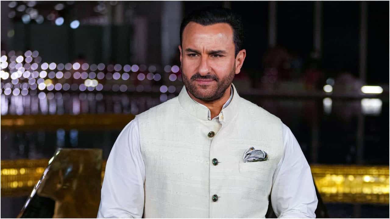ನೈಟ್ ಕ್ಲಬ್ನಲ್ಲೂ ಸೈಫ್ ಮೇಲೆ ನಡೆದಿತ್ತು ದಾಳಿ; ತಲೆಯಿಂದ ಸುರಿದಿತ್ತು ರಕ್ತ ನೈಟ್ ಕ್ಲಬ್ನಲ್ಲೂ ಸೈಫ್ ಮೇಲೆ ನಡೆದಿತ್ತು ದಾಳಿ; ತಲೆಯಿಂದ ಸುರಿದಿತ್ತು ರಕ್ತ