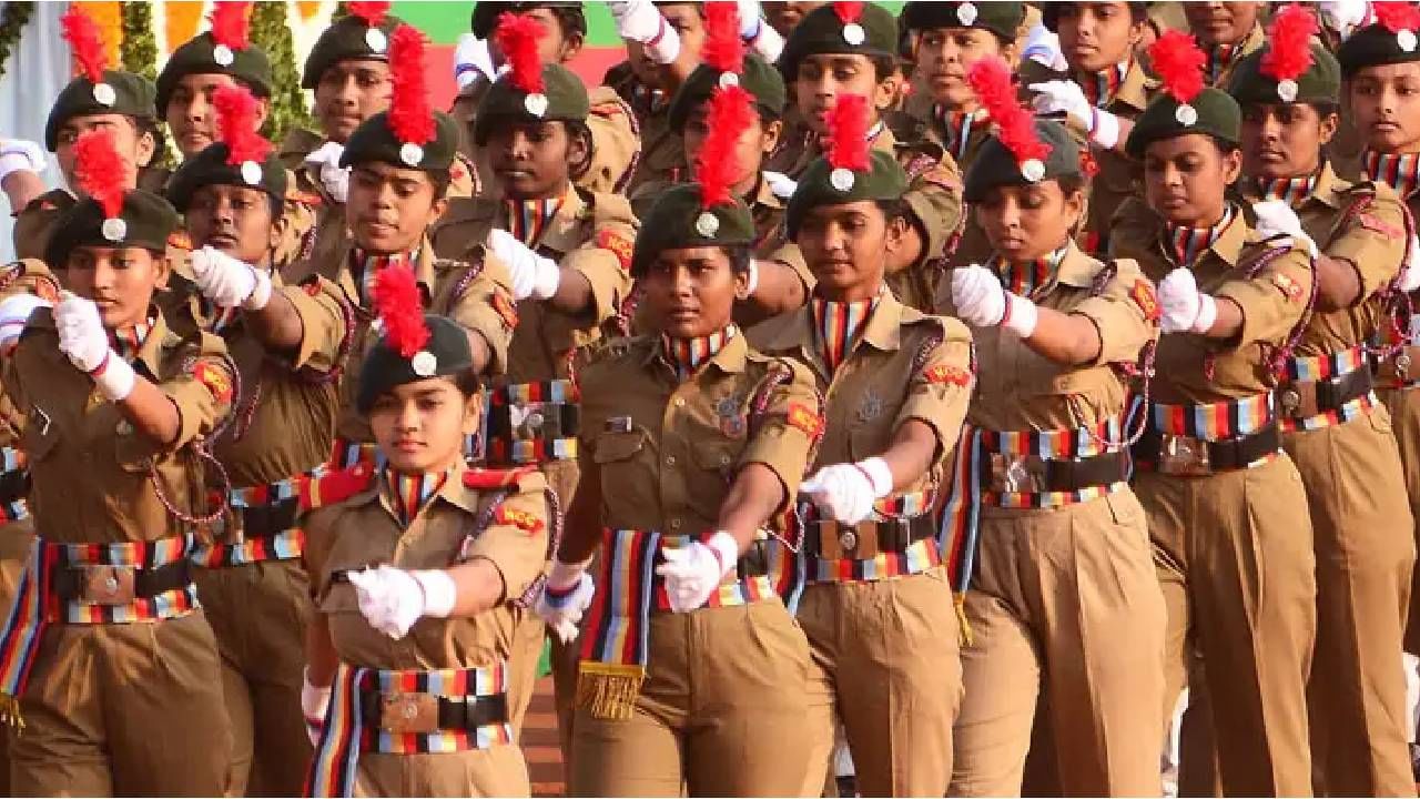 Military Schools Vs Sainik Schools: ಸೈನಿಕ ಶಾಲೆ ಮತ್ತು ಮಿಲಿಟರಿ ಶಾಲೆಗಳ ನಡುವಿನ ವ್ಯತ್ಯಾಸವೇನು? ಪ್ರವೇಶ ಪಡೆಯುವುದು ಹೇಗೆ? Military Schools Vs Sainik Schools: ಸೈನಿಕ ಶಾಲೆ ಮತ್ತು ಮಿಲಿಟರಿ ಶಾಲೆಗಳ ನಡುವಿನ ವ್ಯತ್ಯಾಸವೇನು? ಪ್ರವೇಶ ಪಡೆಯುವುದು ಹೇಗೆ?