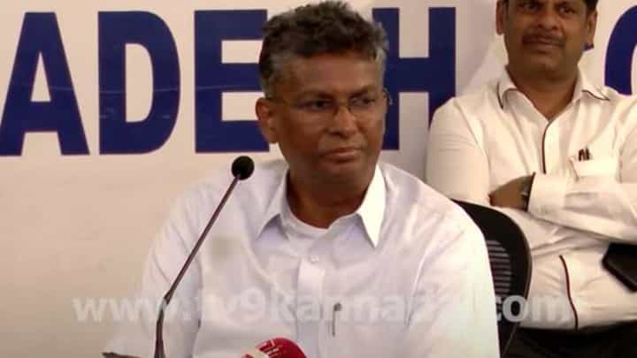 ನಾನು ಯಾವತ್ತೂ ಸೈಡ್ಲೈನ್ ಆಗಿಲ್ಲ, ಪರಮೇಶ್ವರ್ ಕರೆದಿದ್ದ ಸಭೆ ಪೋಸ್ಟ್ಪೋನ್ ಆಗಿದೆ, ರದ್ದಾಗಿಲ್ಲ: ಸತೀಶ್ ಜಾರಕಿಹೊಳಿ ನಾನು ಯಾವತ್ತೂ ಸೈಡ್ಲೈನ್ ಆಗಿಲ್ಲ, ಪರಮೇಶ್ವರ್ ಕರೆದಿದ್ದ ಸಭೆ ಪೋಸ್ಟ್ಪೋನ್ ಆಗಿದೆ, ರದ್ದಾಗಿಲ್ಲ: ಸತೀಶ್ ಜಾರಕಿಹೊಳಿ