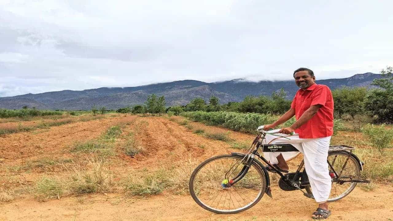 ಜೋಹೋ ಸಿಇಒ ಸ್ಥಾನ ತ್ಯಜಿಸಿದ ಶ್ರೀಧರ್ ವೆಂಬು; ಹಳ್ಳಿಗಳ ಅಭಿವೃದ್ಧಿಯತ್ತ ಗಮನ ಹರಿಸಲಿದ್ದಾರೆ ಈ ಉದ್ಯಮಿ ಜೋಹೋ ಸಿಇಒ ಸ್ಥಾನ ತ್ಯಜಿಸಿದ ಶ್ರೀಧರ್ ವೆಂಬು; ಹಳ್ಳಿಗಳ ಅಭಿವೃದ್ಧಿಯತ್ತ ಗಮನ ಹರಿಸಲಿದ್ದಾರೆ ಈ ಉದ್ಯಮಿ