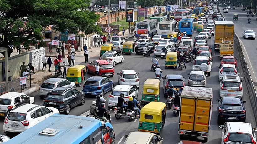 ಬೆಂಗಳೂರು: ಅರಮನೆ ರಸ್ತೆ, ಬಳ್ಳಾರಿ ರಸ್ತೆಯಲ್ಲಿ ವಾಹನ ಸಂಚಾರ 2 ದಿನ ನಿಯಂತ್ರಣ, ಪರ್ಯಾಯ ಮಾರ್ಗ ಇಲ್ಲಿದೆ