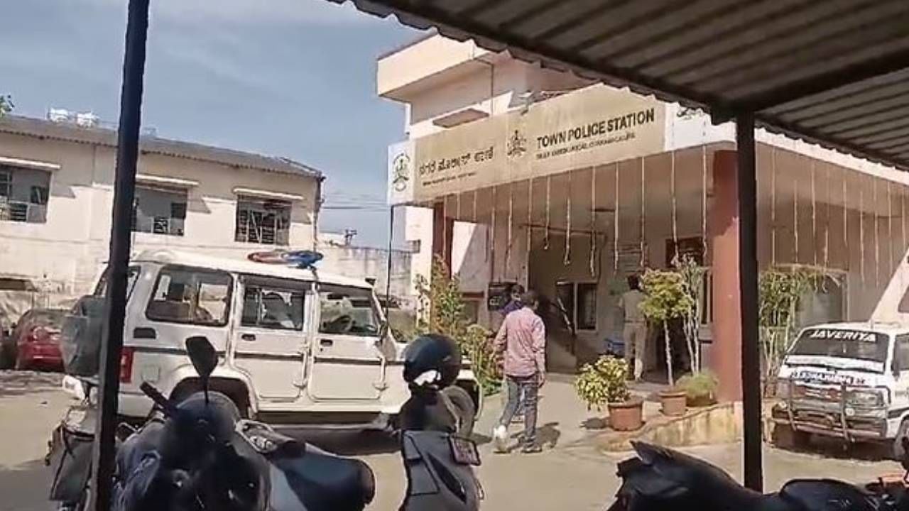 ಮೈಕ್ರೋ ಫೈನಾನ್ಸ್ ಕಂಪನಿ ಮ್ಯಾನೇಜರ್​​ ಎಂದು ಮಹಿಳೆಗೆ ವಂಚನೆ: ಆರೋಪಿ ಅಂದರ್​​