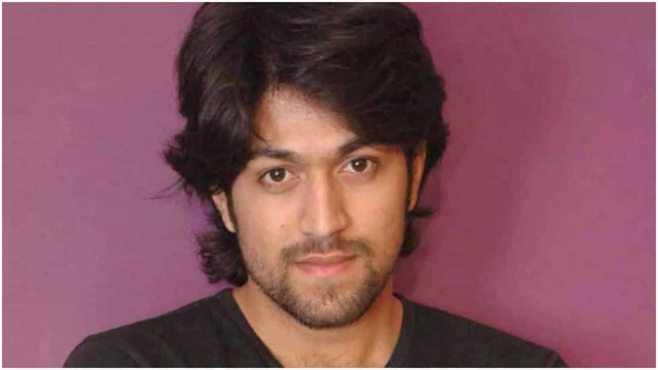 ಒಂದಿನ ದೊಡ್ಡ ಸ್ಟಾರ್ ಆಗ್ತೀನಿ ಎಂದಿದ್ದ ಯಶ್; ಮಾಡಿ ತೋರಿಸಿದ ನಟ ಒಂದಿನ ದೊಡ್ಡ ಸ್ಟಾರ್ ಆಗ್ತೀನಿ ಎಂದಿದ್ದ ಯಶ್; ಮಾಡಿ ತೋರಿಸಿದ ನಟ