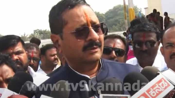 ಯಡಿಯೂರಪ್ಪರನ್ನು ಸಿಎಂ ಅಭ್ಯರ್ಥಿಯಾಗಿ ಪ್ರೊಜೆಕ್ಟ್ ಮಾಡಿದ್ದೇ ನಾನು: ಬಸನಗೌಡ ಪಾಟೀಲ್ ಯತ್ನಾಳ್ ಯಡಿಯೂರಪ್ಪರನ್ನು ಸಿಎಂ ಅಭ್ಯರ್ಥಿಯಾಗಿ ಪ್ರೊಜೆಕ್ಟ್ ಮಾಡಿದ್ದೇ ನಾನು: ಬಸನಗೌಡ ಪಾಟೀಲ್ ಯತ್ನಾಳ್