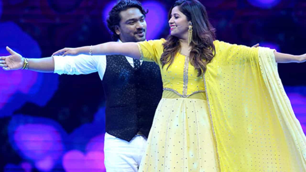 ‘ಅರ್ಜುನ್ ಜನ್ಯಗೆ ಹೆಣ್ಣುಮಕ್ಕಳನ್ನು ಮಾತ್ರ ಪಿಕ್ಅಪ್ ಮಾಡಿ ಅಭ್ಯಾಸ’; ಕಾಲೆಳೆದ ಅನುಶ್ರೀ ‘ಅರ್ಜುನ್ ಜನ್ಯಗೆ ಹೆಣ್ಣುಮಕ್ಕಳನ್ನು ಮಾತ್ರ ಪಿಕ್ಅಪ್ ಮಾಡಿ ಅಭ್ಯಾಸ’; ಕಾಲೆಳೆದ ಅನುಶ್ರೀ