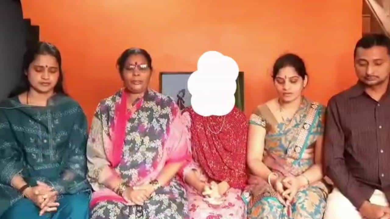 ಬೆಳಗಾವಿ ಕಂಡಕ್ಟರ್ ವಿರುದ್ಧ ಪೋಕ್ಸೋ ಕೇಸ್ ವಾಪಸ್ ಪಡೆದಿದ್ದೇವೆ: ಸಂತ್ರಸ್ತ ಬಾಲಕಿಯ ತಾಯಿ ಬೆಳಗಾವಿ ಕಂಡಕ್ಟರ್ ವಿರುದ್ಧ ಪೋಕ್ಸೋ ಕೇಸ್ ವಾಪಸ್ ಪಡೆದಿದ್ದೇವೆ: ಸಂತ್ರಸ್ತ ಬಾಲಕಿಯ ತಾಯಿ