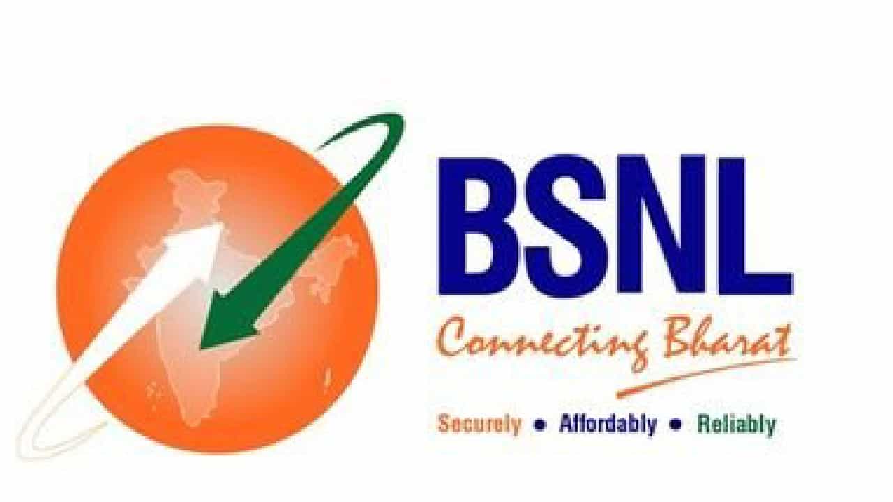 BSNL: 17 ವರ್ಷಗಳ ಬಳಿಕ ನಷ್ಟದಿಂದ ಮೇಲೆದ್ದ ಬಿಎಸ್ಎನ್ಎಲ್; ಈ ಬಾರಿ 262 ಕೋಟಿ ರೂ. ಲಾಭ BSNL: 17 ವರ್ಷಗಳ ಬಳಿಕ ನಷ್ಟದಿಂದ ಮೇಲೆದ್ದ ಬಿಎಸ್ಎನ್ಎಲ್; ಈ ಬಾರಿ 262 ಕೋಟಿ ರೂ. ಲಾಭ